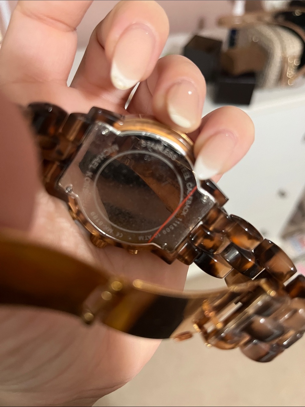 Michael Kors Rose Gold Dial Tortoise Link Watch - Picture 3 of 5